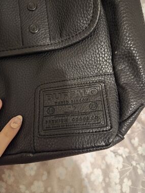 BUFFALO David Bitton Black Pebbled Leather Crossbody Bag